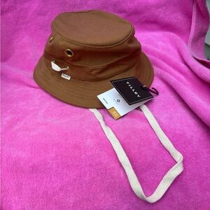 NWT Tilley The Iconic T1 Dk Camel Brown Bucket Hat - Size 7 - Made In Canada